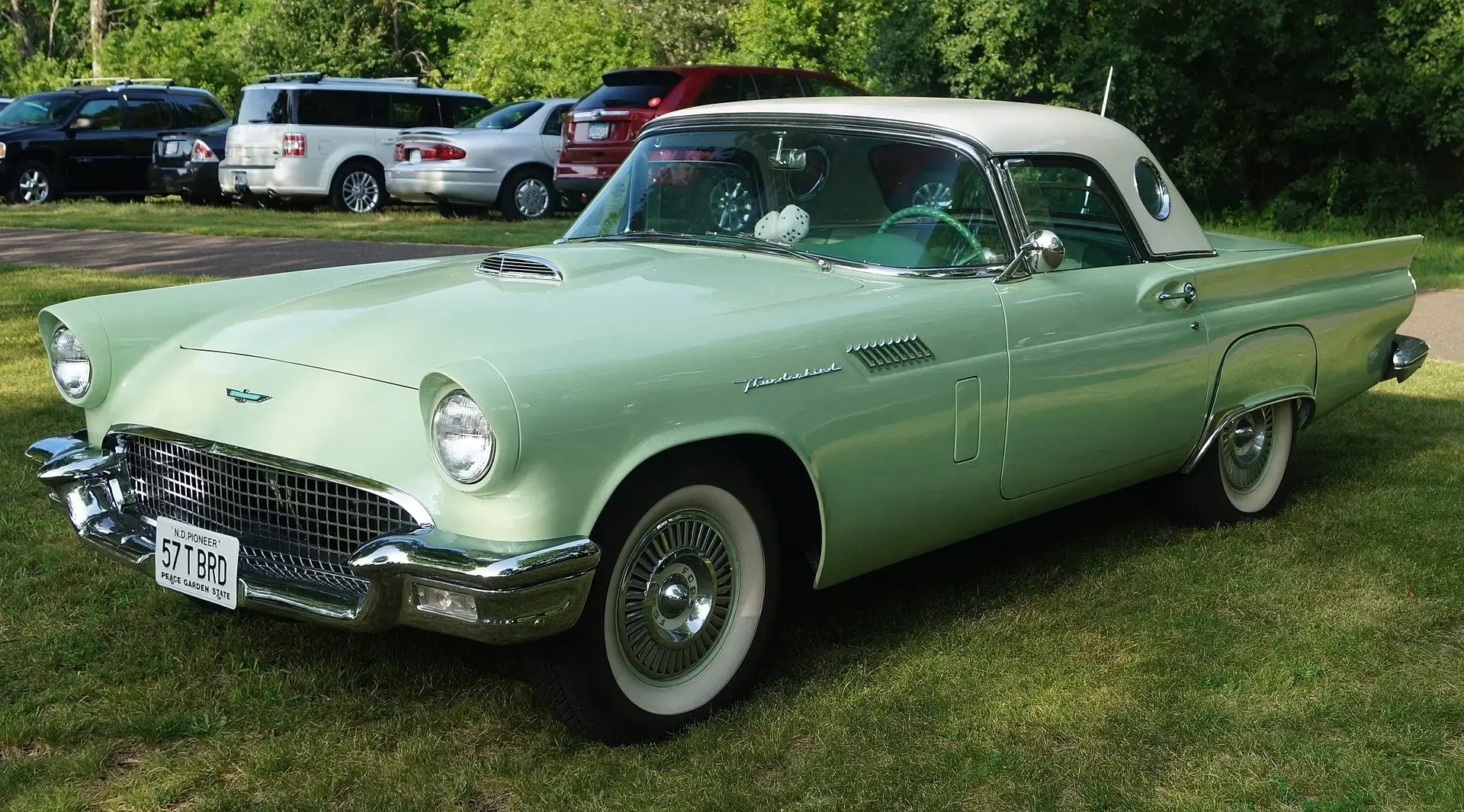 1957_Ford_Thunderbird