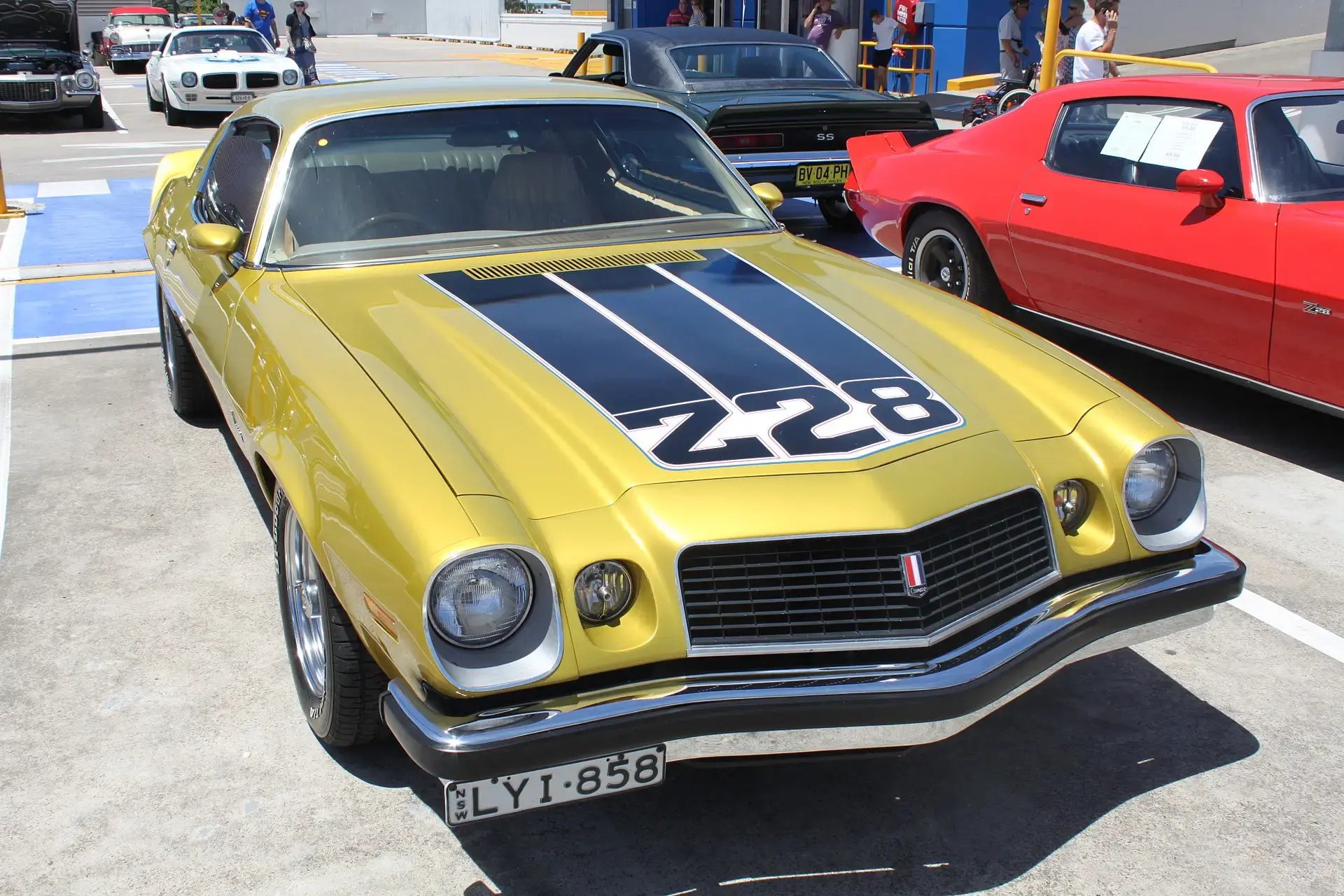 1973–1974_Chevrolet_Camaro_Z28