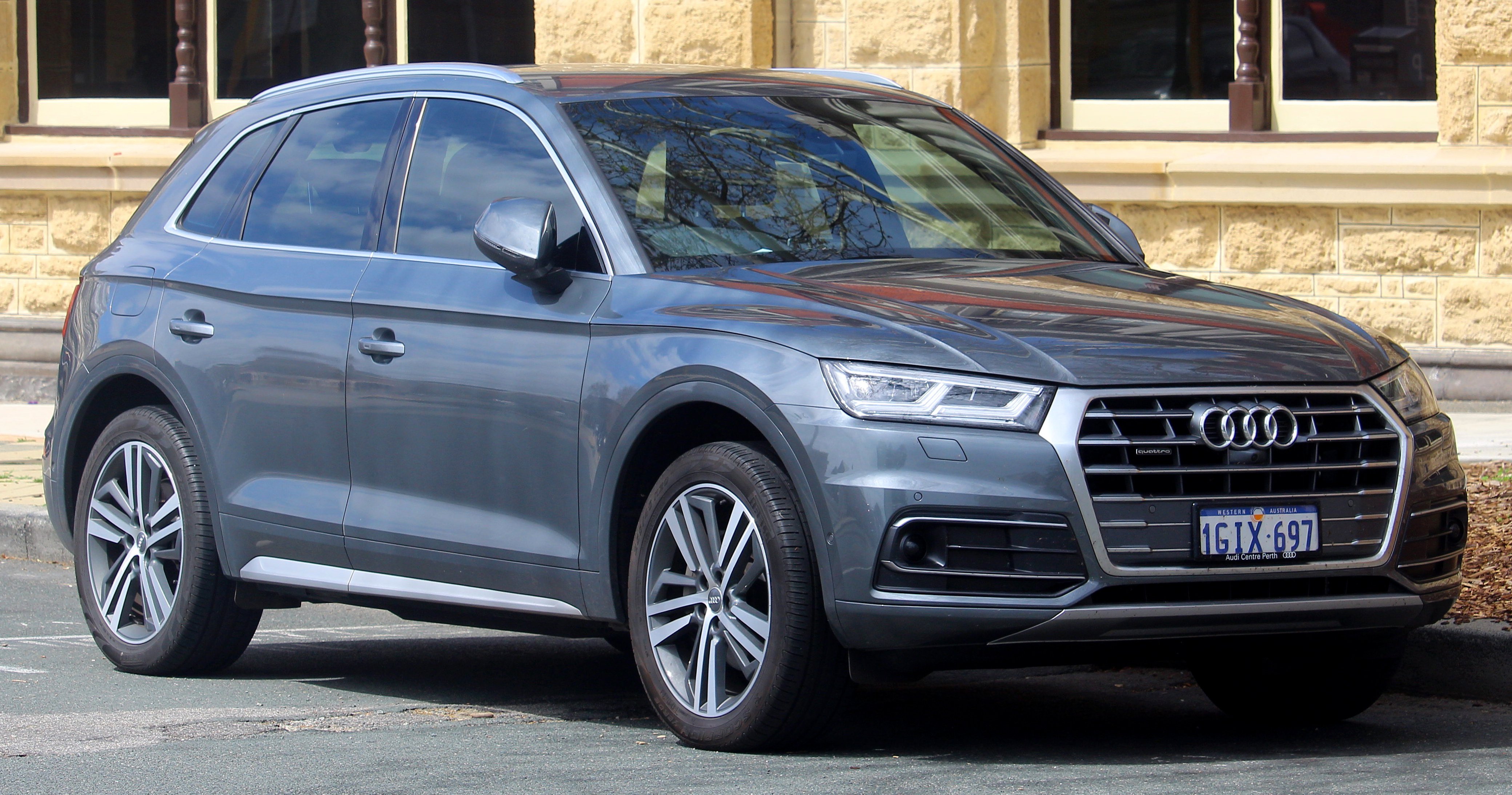 2017_Audi_Q5_