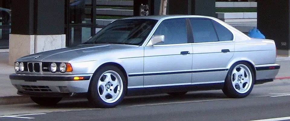 BMW_E34_M5