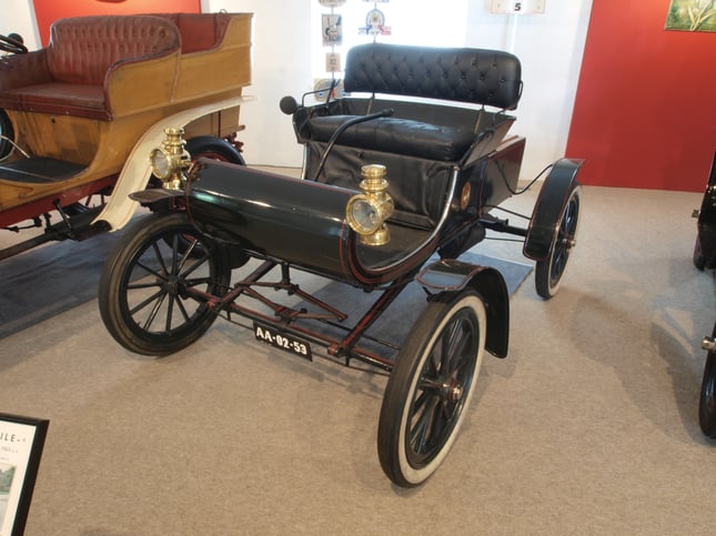 1902-oldsmobile-uk-import.png