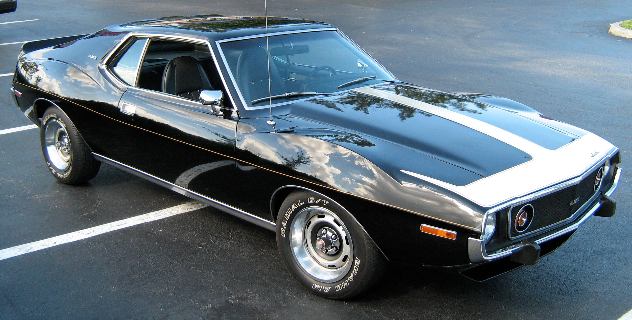 1974_AMC_Javelin_AMX_black_front