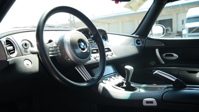 BMW Z8 International car shipping