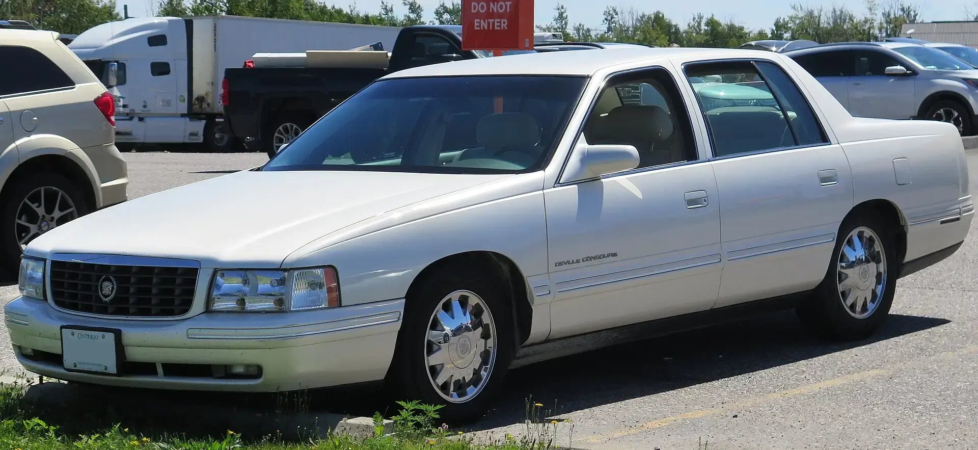 Cadillac_DeVille_Concours
