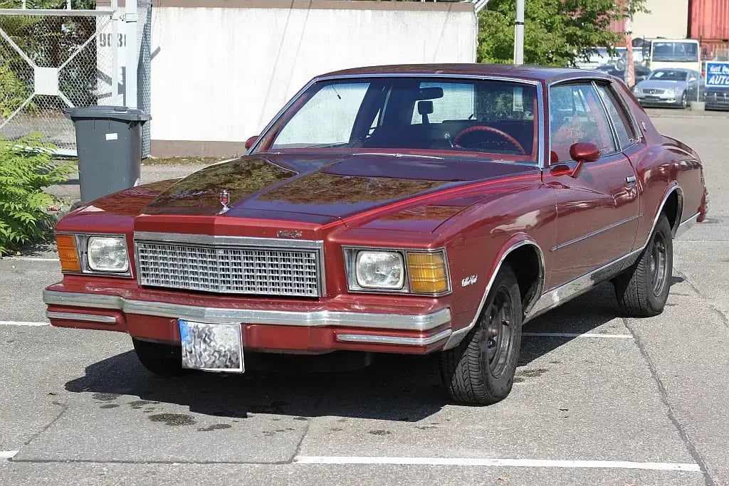 Chevrolet_Monte_Carlo
