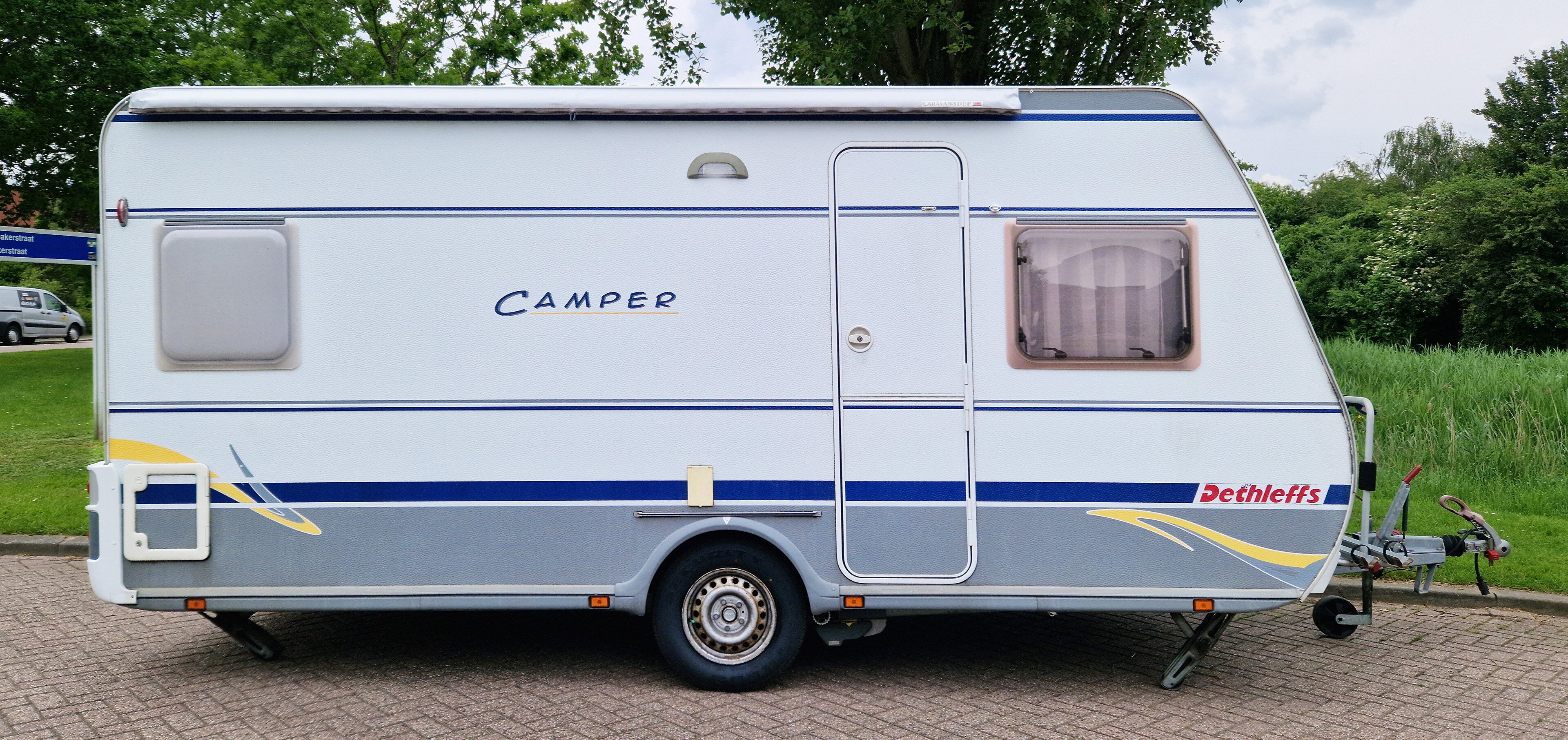 Dethleffs_Camper_450_DB_side_view