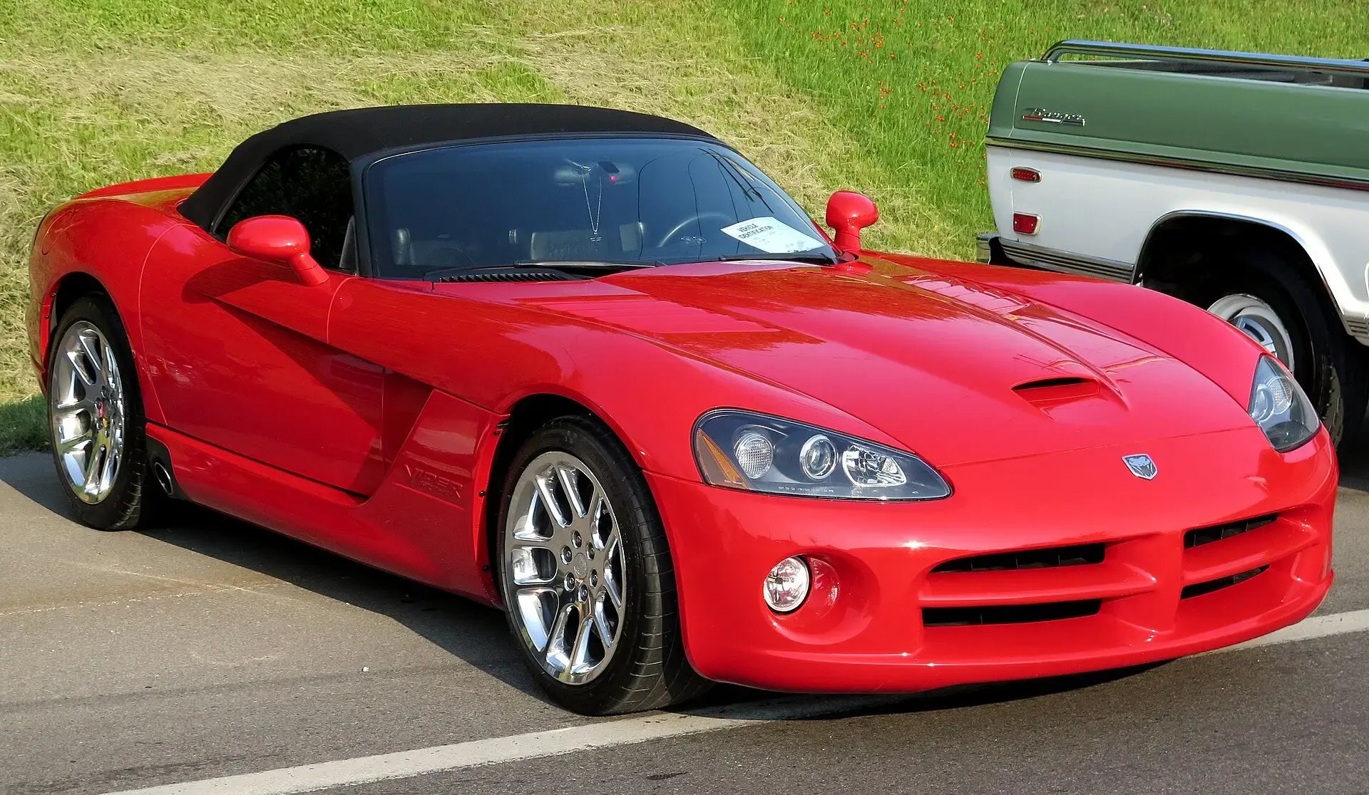 Dodge_Viper_SRT-10_2003
