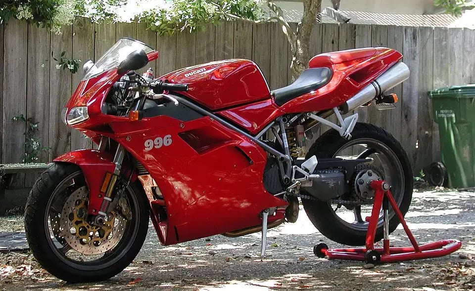 Ducati_996