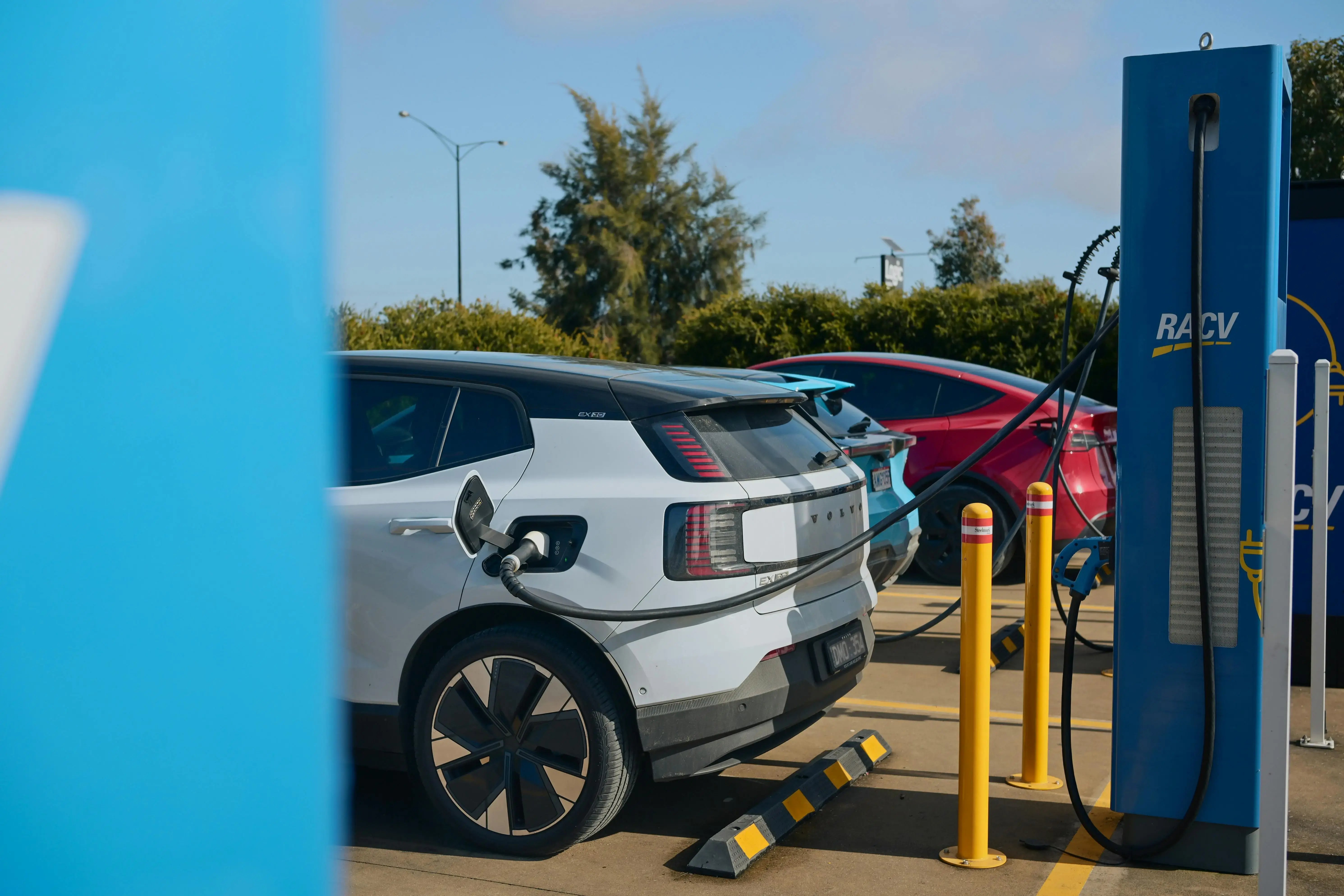 Importing_Electric_and_Hybrid_Vehicles_to_the_U.S._2025_Guide