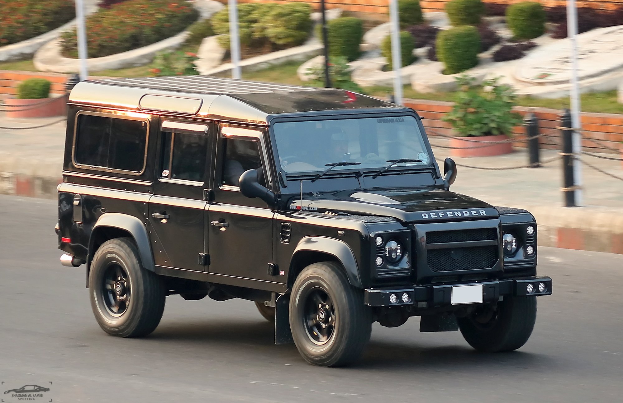 Land_Rover_Defender_110,