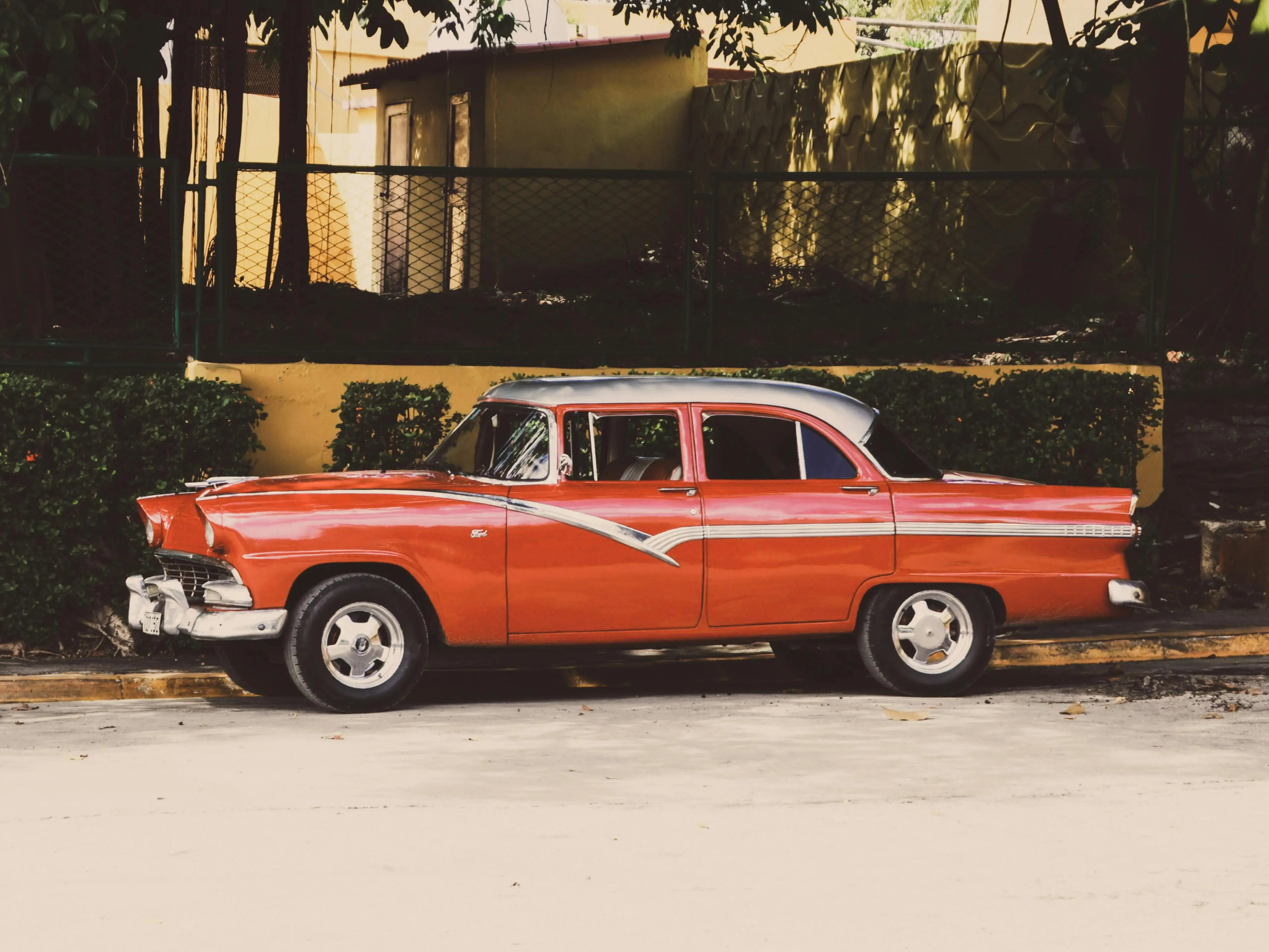Specialized_Vehicle_Handling_and_Storage_Procedures
