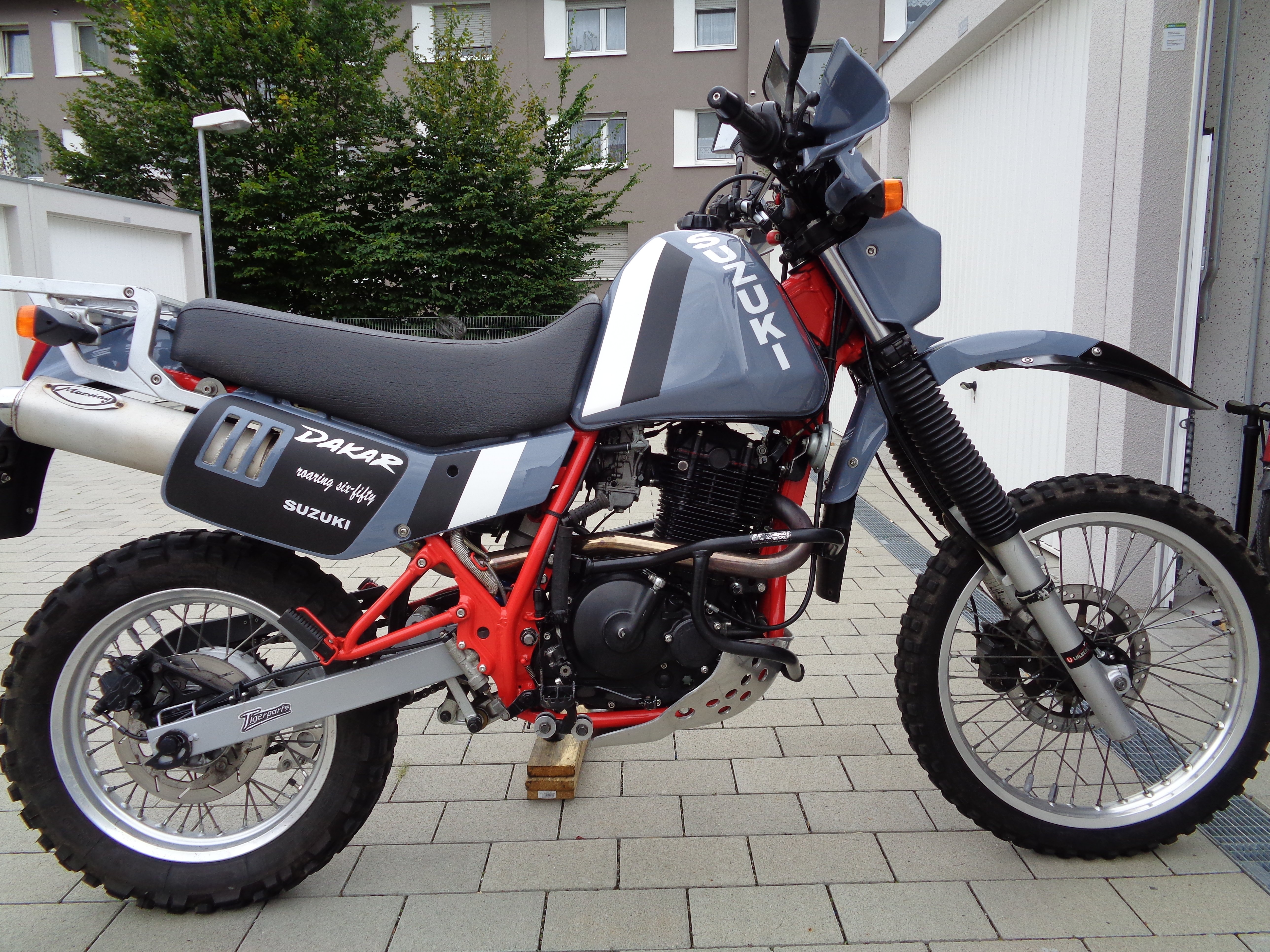 Suzuki_DR_650