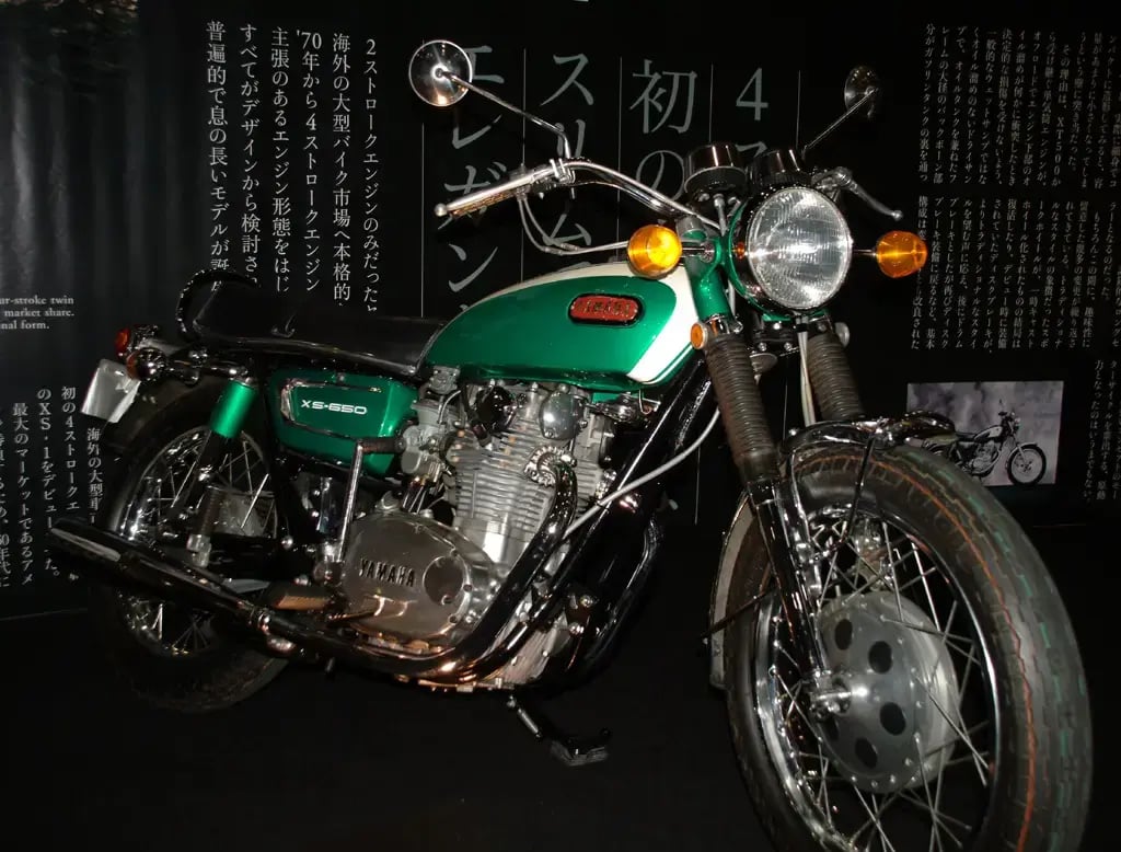 Yamaha_XS650_2