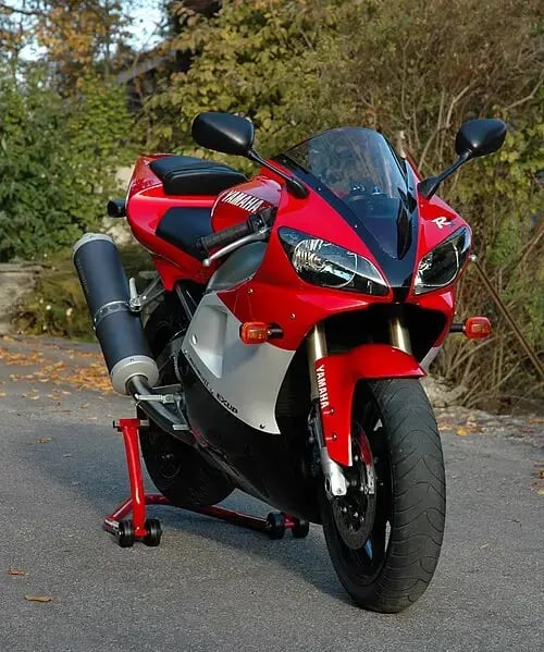 Yamaha_YZF-R1_2001