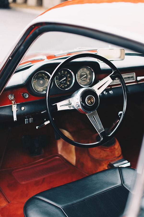 alfa-romeo-giulia-sprint-interior