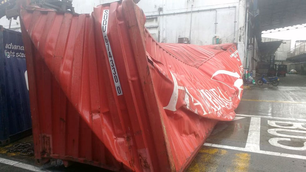 container-damage-1