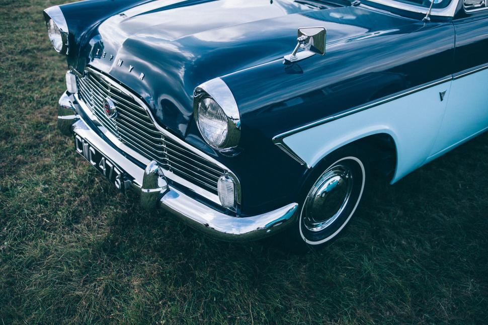 vintage-car-showcased-at-a-sunny-field