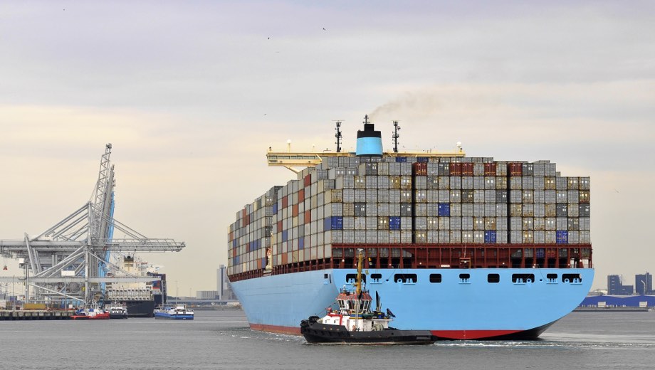 container ship