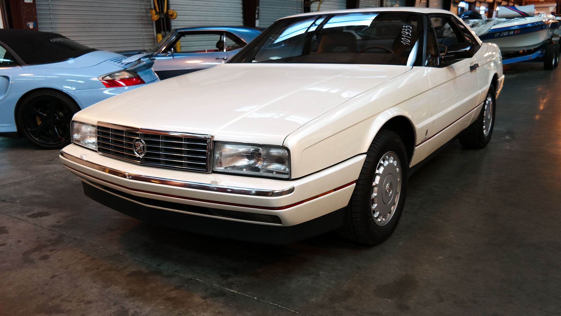 Cadillac-Allante-usa-classic-car.jpg