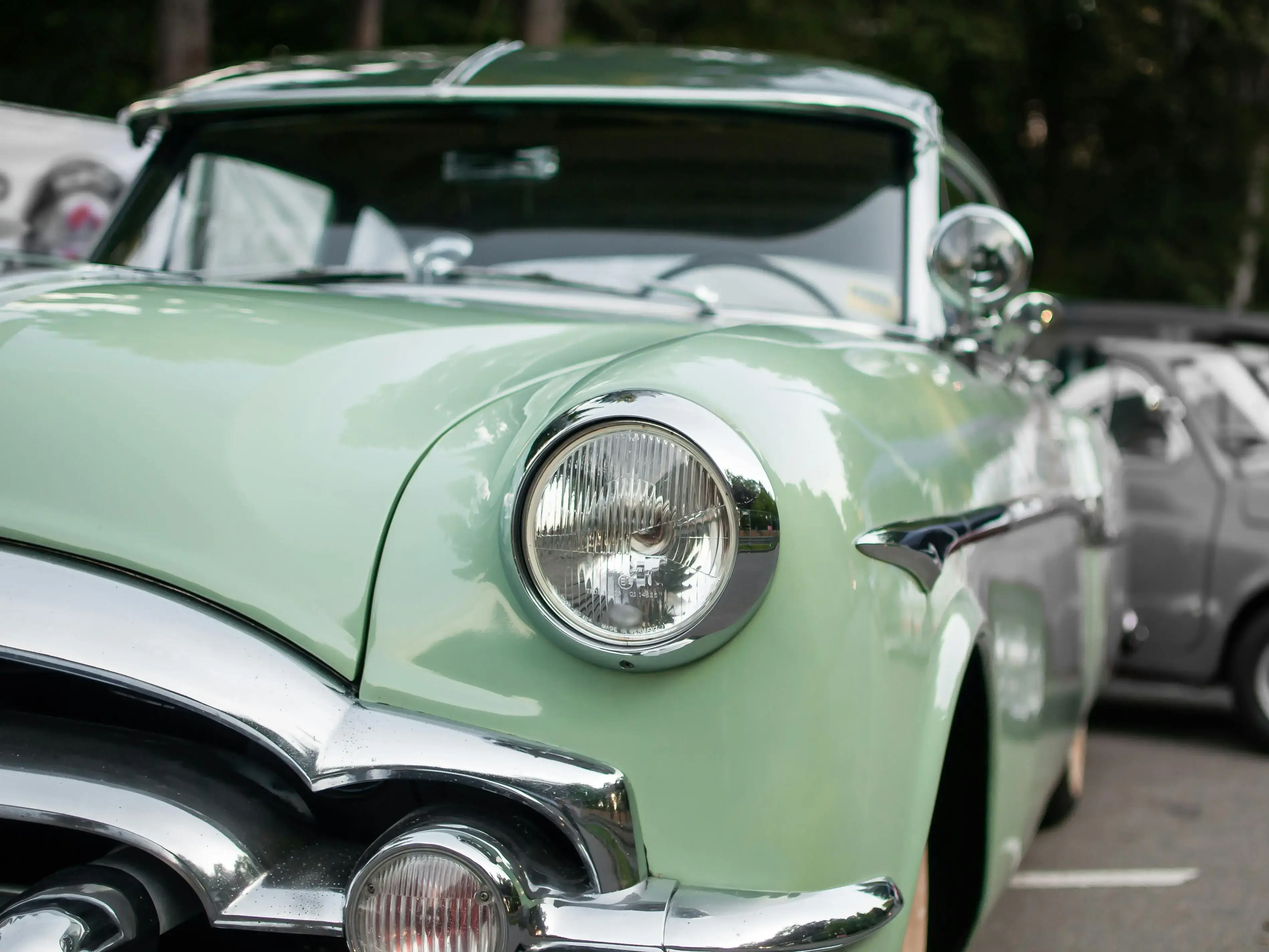 Cyan Vintage Car