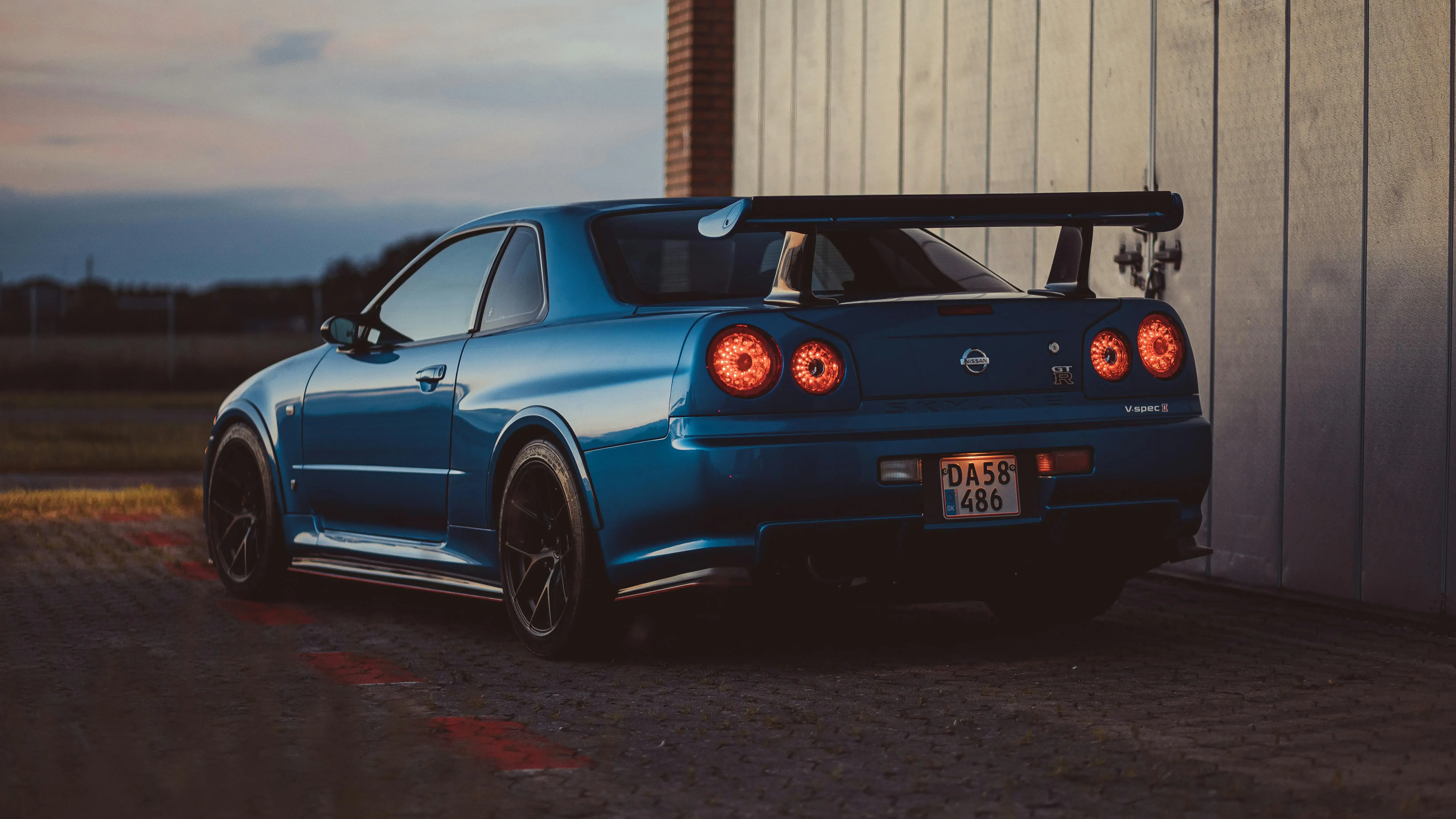 a Blue Nissan Skyline Car