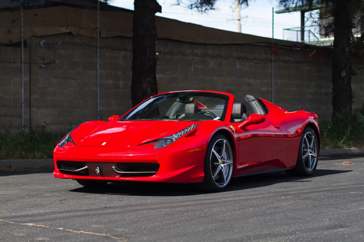 ferrari 458 spyder in red