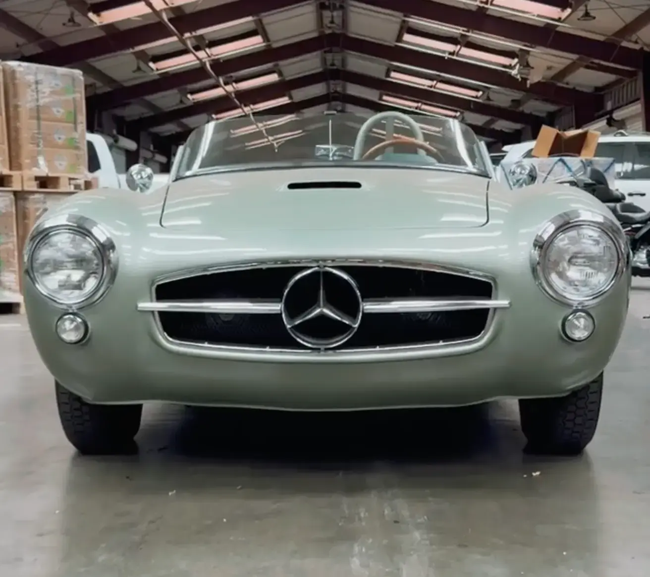 merceders 190 slr front