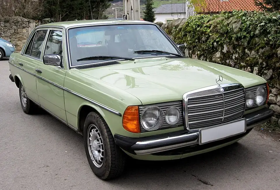 Mercedes W123 300D