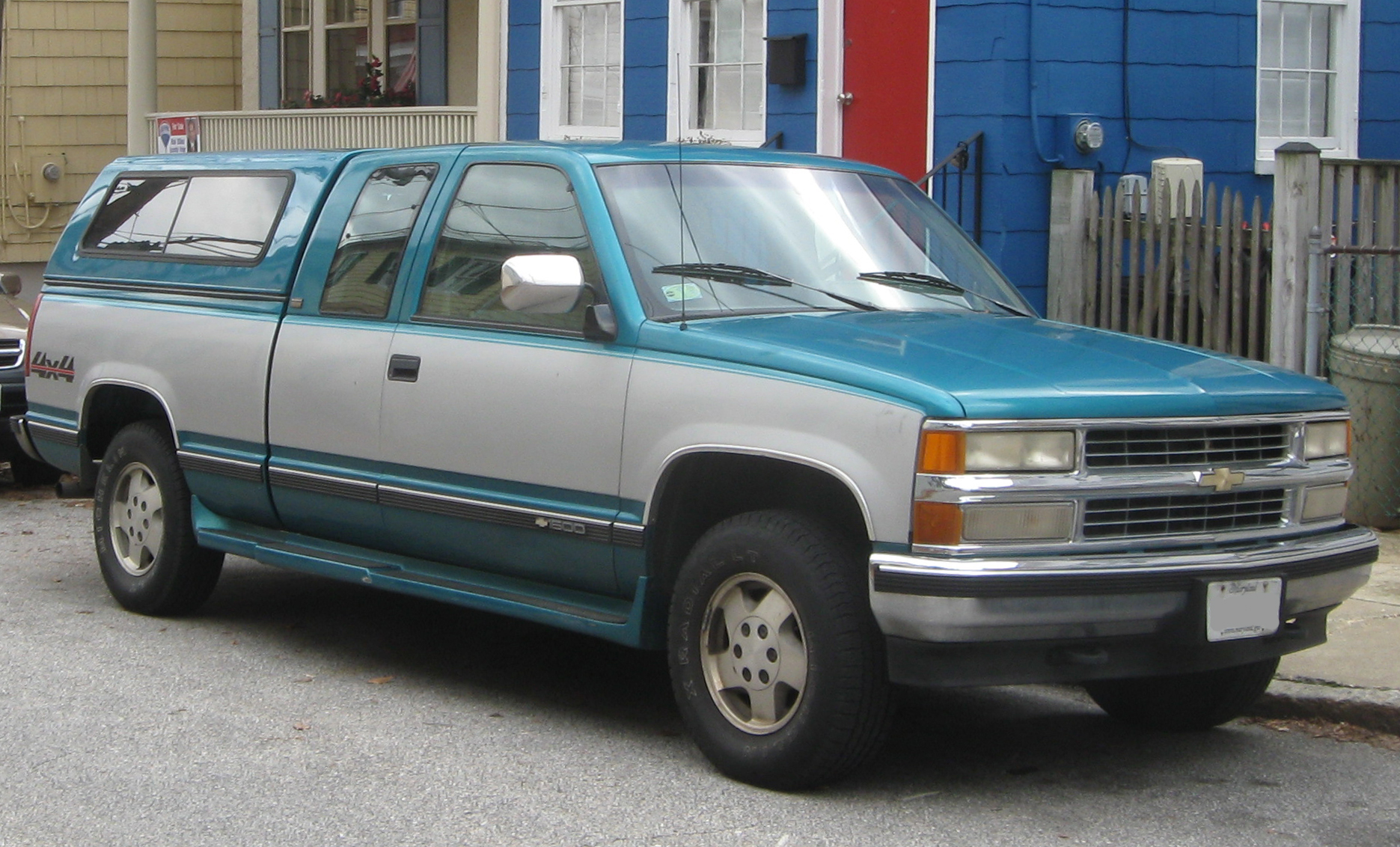 Chevrolet K1500 GMT400 pickup 1988 to 1998