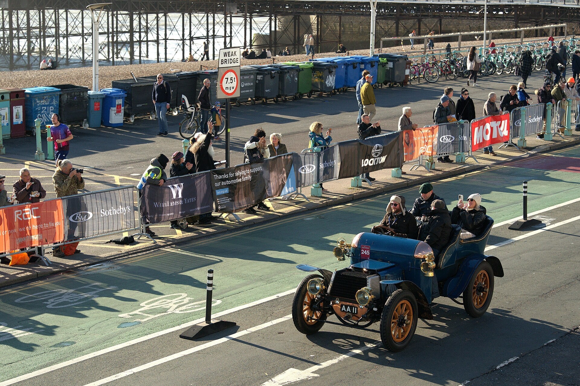 1903 Daimler arriving on Madeira Drive in Brighton at the end of the Veteran Car Run