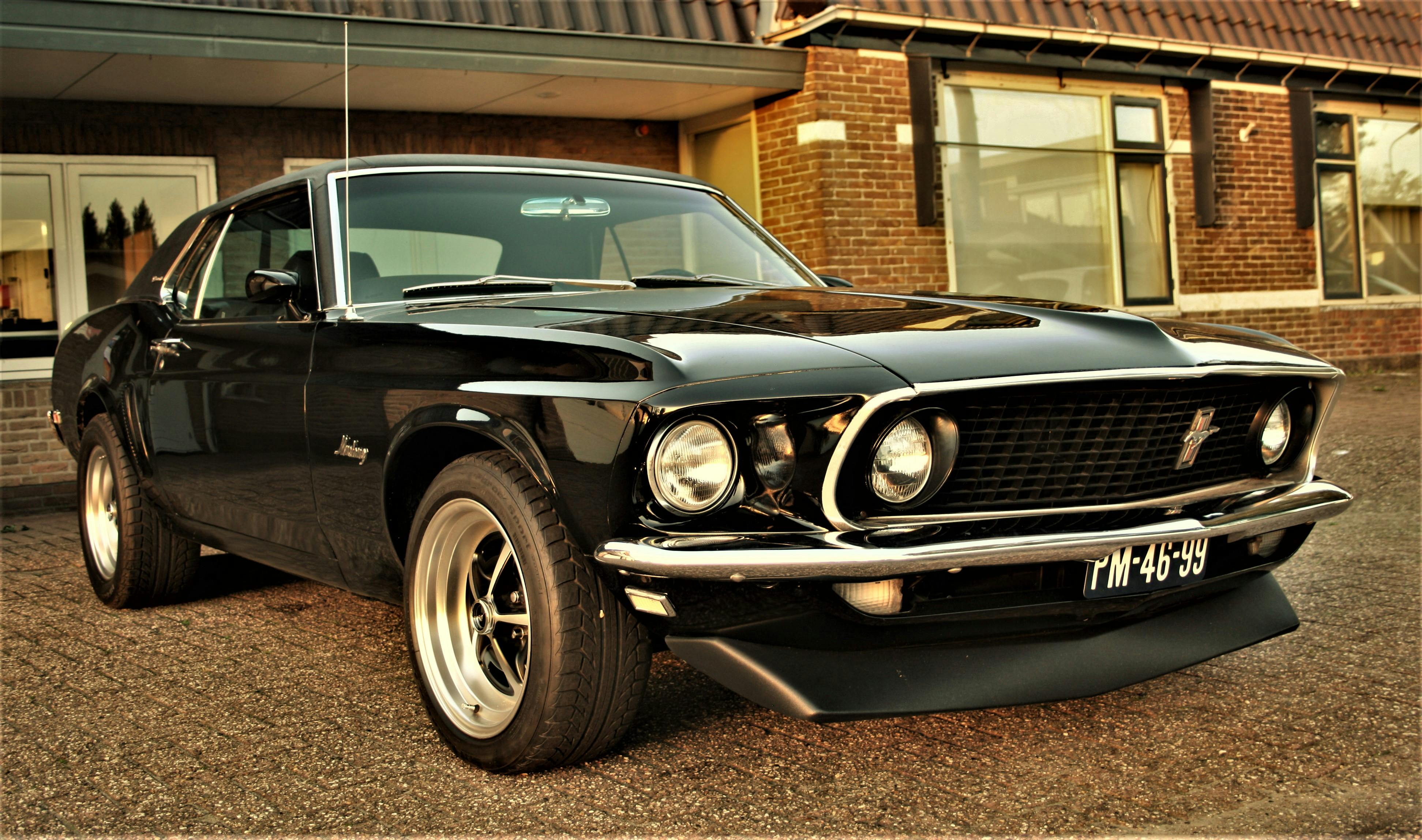 ford-mustang-GT