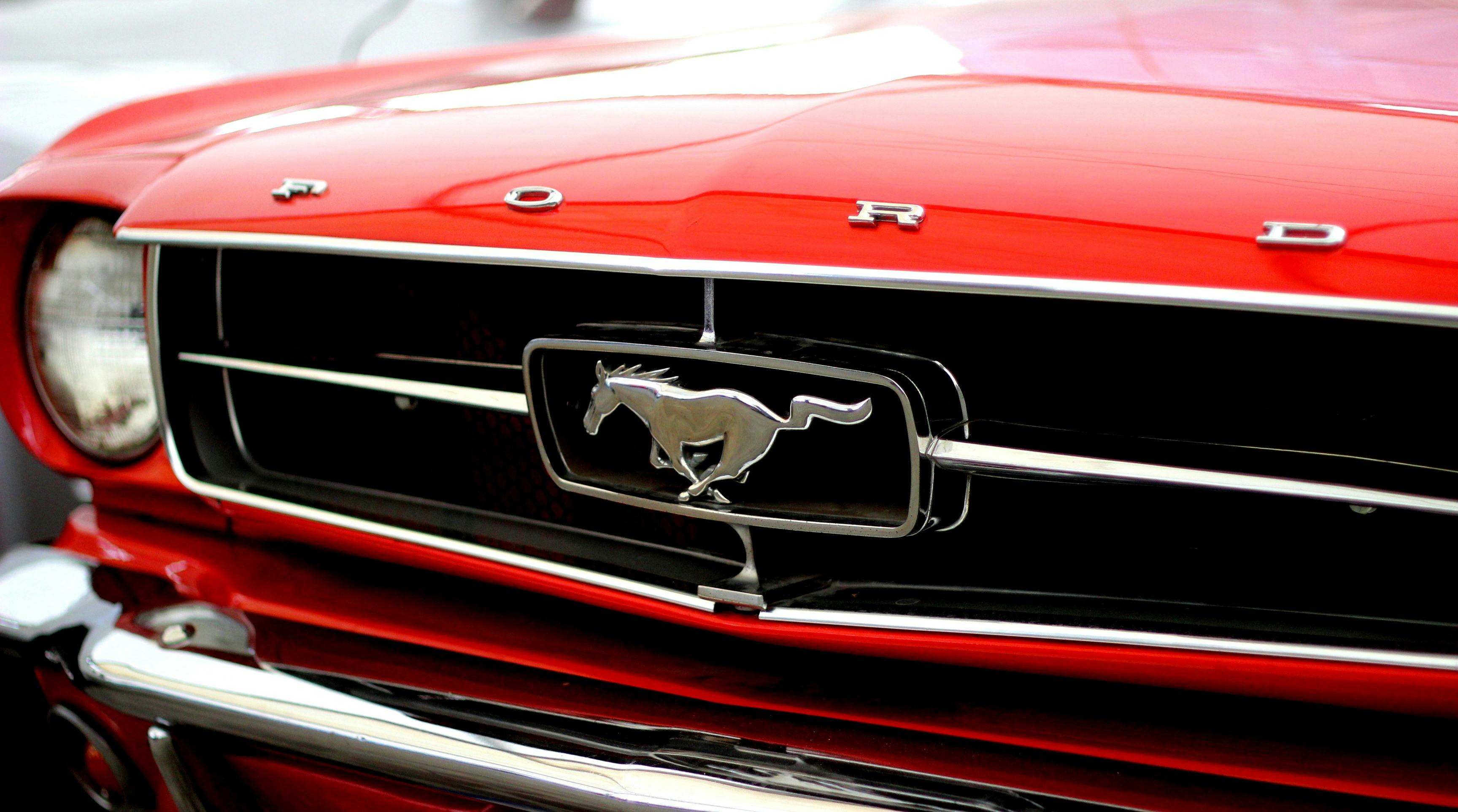 red-ford-mustang